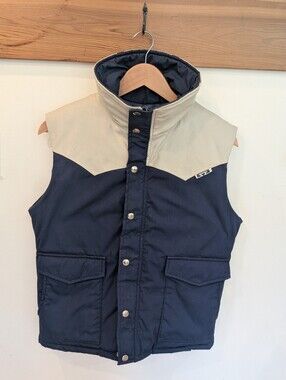Sunice Navy and Cream Insulated Puffer Vest